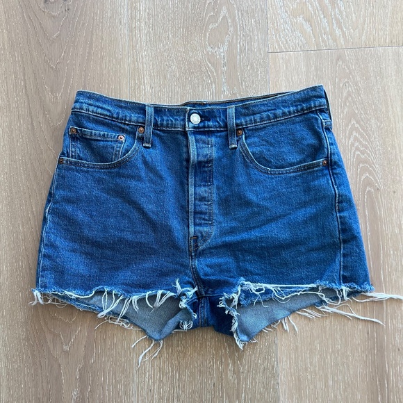 Levi's 501® High Rise Button Fly Denim Cut Off Shorts Size 31 - Picture 13 of 13